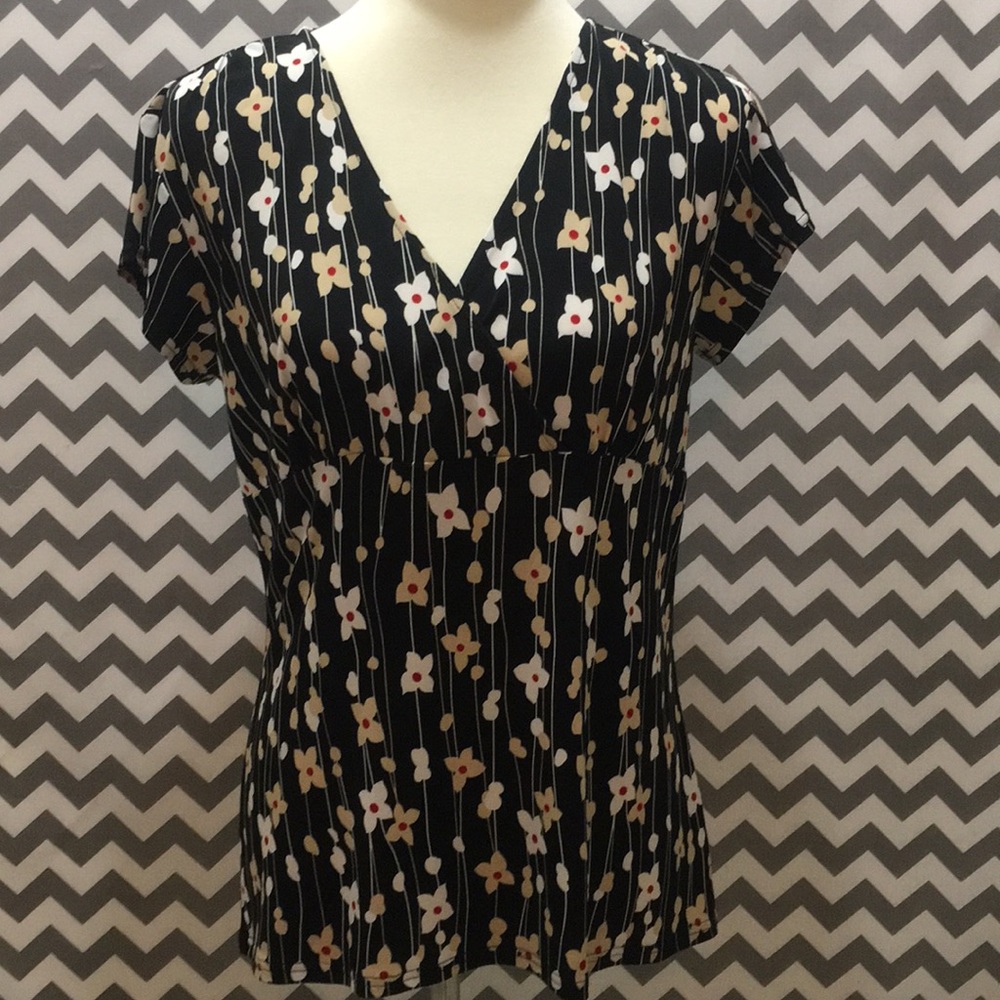Van Heusen size medium, floral print